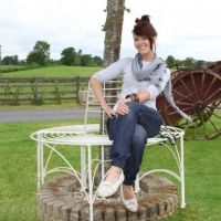 Cream "Pembrokeshire" Half Tree Seat 