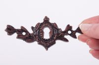 “Hearton House” Decorative Leaf Escutcheon