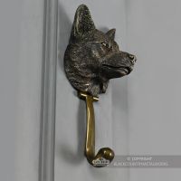 Side View of the Corgi Dog Door Knocker