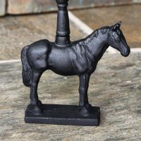 Side view of horse door porter  Side view of horse door porter