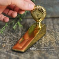 Shell Design Door Stop to Scale