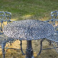 The "Royal Ascott" 2-Seater Outdoor Bistro Set - Antique Silver  Table Top Details