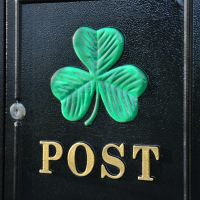 Close up of "Green Clover" Motif