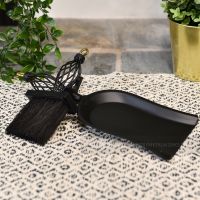 Black Traditional Pan & Brush Set With Brass Loops