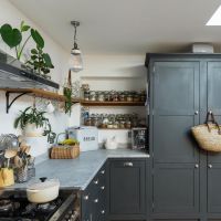 Curved Iron Shelf Bracket in Kitchen Curved Iron Shelf Bracket in Kitchen