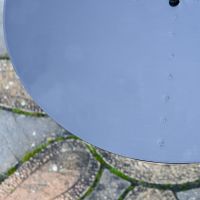 Close up of curved lid 