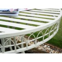 Close-up of the Finish on the Round Table