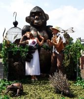 “General Godfrey” Eastern Mountain Gorilla Garden Sculpture