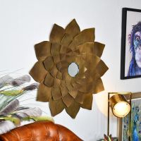 Golden Flower Mirrorin Situ in the Home Golden Flower Mirrorin Situ in the Home