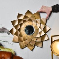 Golden Flower Mirror to Scale