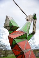 ‘Birdie’ the Golfing Upcycled Oil Drum Garden Sculpture close up on angular detailing and headshot