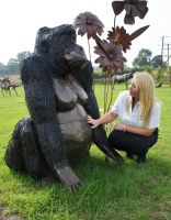 “Lady Thombury” Cross River Gorilla Garden Sculpture “Lady Thombury” Cross River Gorilla Garden Sculpture