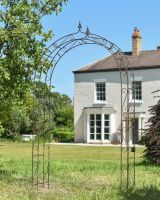 "Hadleigh" Ornate Rose Arch - Natural Finish