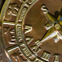 Horoscope Sundial - detailed image of Aries taurus & gemini