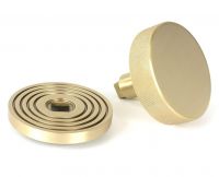 Close-Up of Individual Satin Brass "Temple" Beehive Centre Door Knob - 90mm Close-Up of Individual Satin Brass "Temple" Beehive Centre Door Knob - 90mm