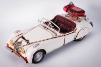 “Jaguar XK” 120 with Tennis Rackets & Luggage - 1950 model