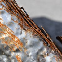 Metal rods to mimic hair