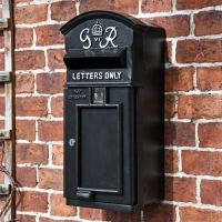 The King George Post Box Slim In Black