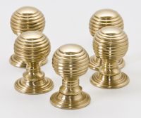 “Leigh” Cabinet Knobs “Leigh” Cabinet Knobs