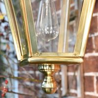 Close up of framework and bottom finial 