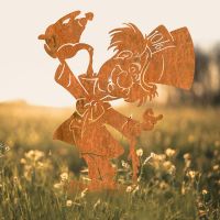  "Mad Hatter" Silhouette in Use in a Field