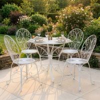 Maddie’s Picnic Garden Table & Chairs digital illustration dressed table