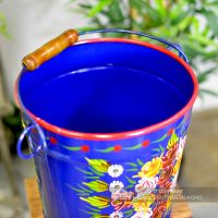 Top View of the XL Bucket