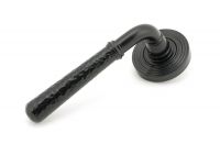 Midnight Black Hammered Unsprung Lever Door Handle on Beehive Rose Front