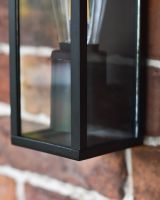 Close up of diffuser and frame