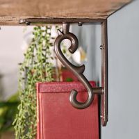 Natural Iron Scroll Effect Wall Bracket - 18 x 14cm