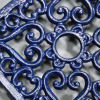 Blue Cast Iron Square Trivet Centre Detailing Blue Cast Iron Square Trivet Centre Detailing