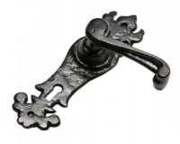 "Highforth Hill" Traditional Ornate Blacksmith Door Handles With Keyhole