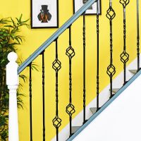 "Cavendish" Set of 4 Alternating Stair Spindles - Pattern 10 "Cavendish" Set of 4 Alternating Stair Spindles - Pattern 10