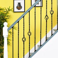 "Cavendish" Set of 4 Alternating Stair Spindles - Pattern 4