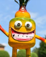 Close up of Pineapple Robot Face