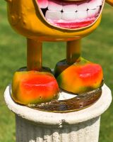 Close up of Pineapple Robot Feet