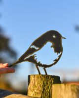 Scale image of robin fence topper