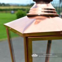 Rochester Entrance Pillar Light in a Copper Finish
