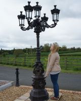 Scale image of Royal Colonial Lamp Post Scale image of Royal Colonial Lamp Post