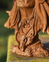 Close-Up of Freestanding Base Close-Up of Freestanding Base