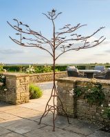 Rustic Metal Tree Sculpture Garden Ornament with Leaves - 170cm Digital Illustration Rustic Metal Tree Sculpture Garden Ornament with Leaves - 170cm Digital Illustration