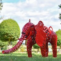 "Sambaku" Red Garden Elephant Sculpture in Situ "Sambaku" Red Garden Elephant Sculpture in Situ