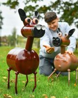 Scale image of recycled metal horse garden sculpture Scale image of recycled metal horse garden sculpture