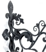 Leaf design scroll wall bracket
