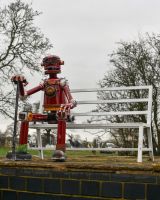 Recycled Metal Robot Selfie Bench