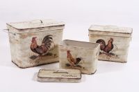 “Le Cuisine” Set of Three Kitchen Tins 