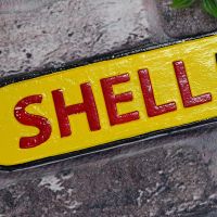 Close-up of the Hand Painted Finish on the "Shell Motor Spirit" Cast Aluminium Wall Sign Close-up of the Hand Painted Finish on the "Shell Motor Spirit" Cast Aluminium Wall Sign
