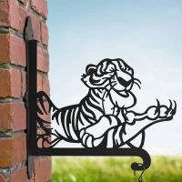 Steel Hanging Basket Bracket with Cartoon Fearsome Tiger Motif Steel Hanging Basket Bracket with Cartoon Fearsome Tiger Motif