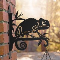 Steel Hanging Basket Bracket with Chameleon Topper