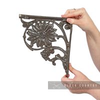 Sunflower Iron Shelf Bracket to Scale